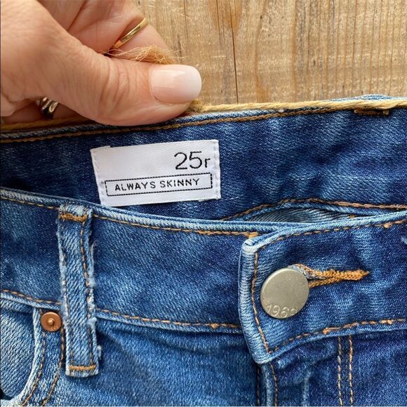 Gap alway skinny distressed jeans - Picture 4 of 10